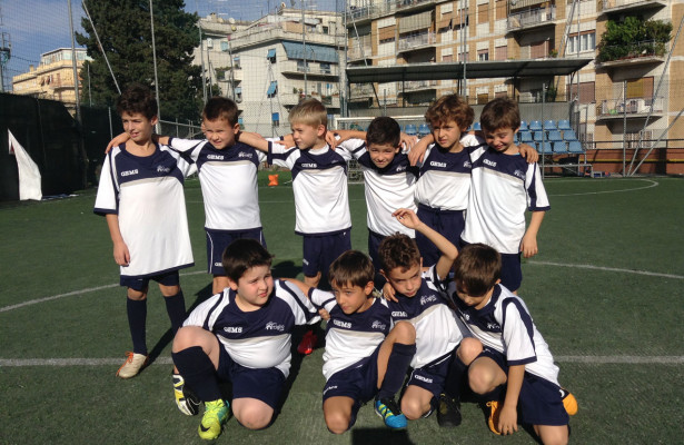 PICCOLI AMICI 2006: TUTTI IN CAMPO!